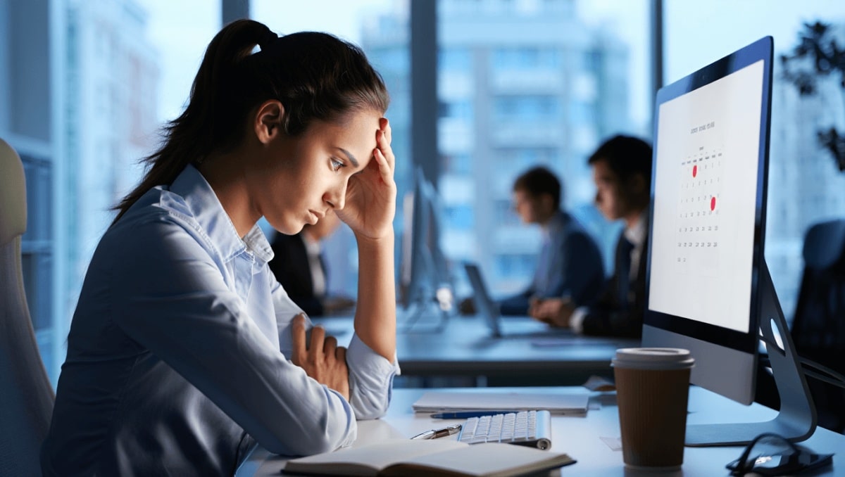 
                Emploi : Les signaux faibles qui montrent qu’il est temps de changer (et comment les écouter sans tout quitter sur un coup de tête)
              

