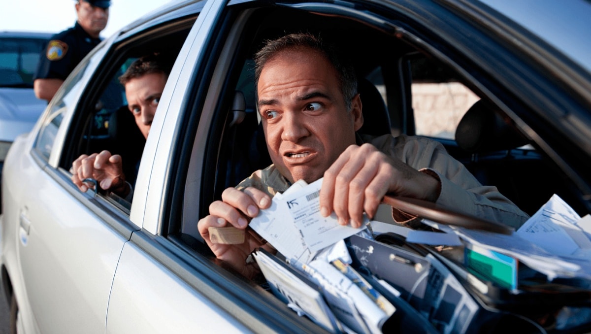 Digitalisation papiers auto : gérez vos documents en ligne
