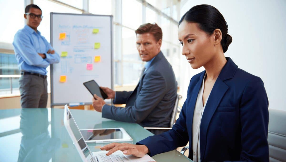 Le travail à temps partagé : fonctionnement, avantages et inconvénients