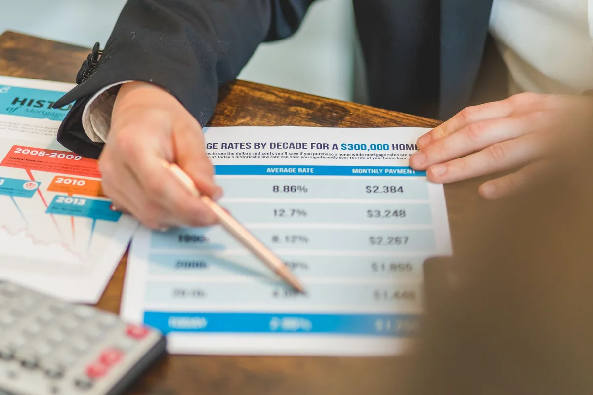 Tableau comparatif des taux immobiliers sur 15, 20 et 25 ans en juillet et ao&ucirc;t 2026